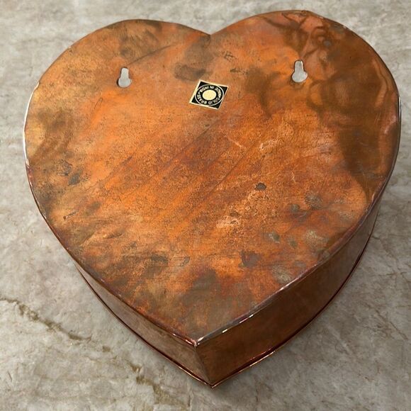 Copper Valentines Day Heart Wall Vase - Picture 4 of 6